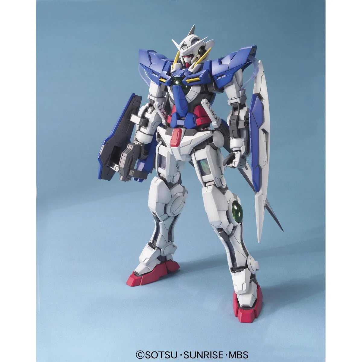Bandai MG Mobile Suit Gundam 00 Gundam Exia Master Grade 1:100 Scale Model Kit