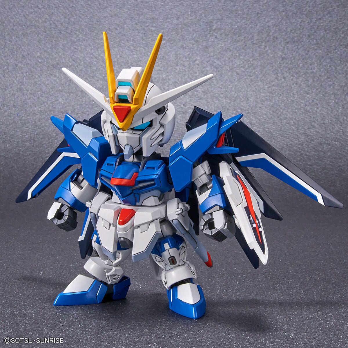 Bandai SD Gundam Ex-Standard 20 Rising Freedom Gundam