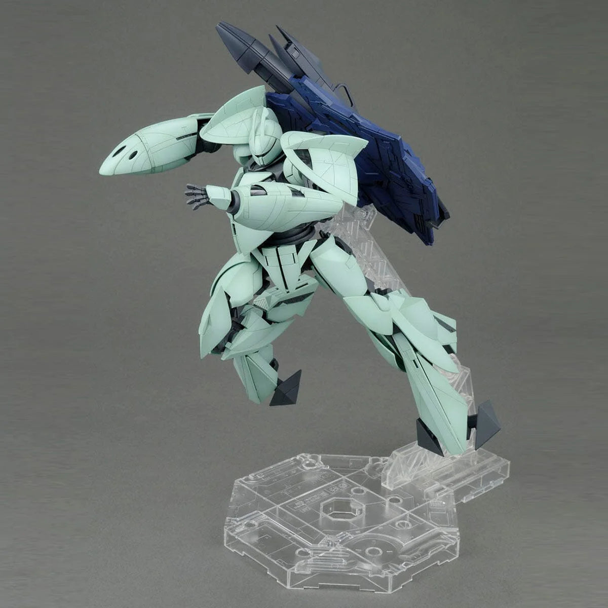 Bandai MG 1/100 Turn X Gundam