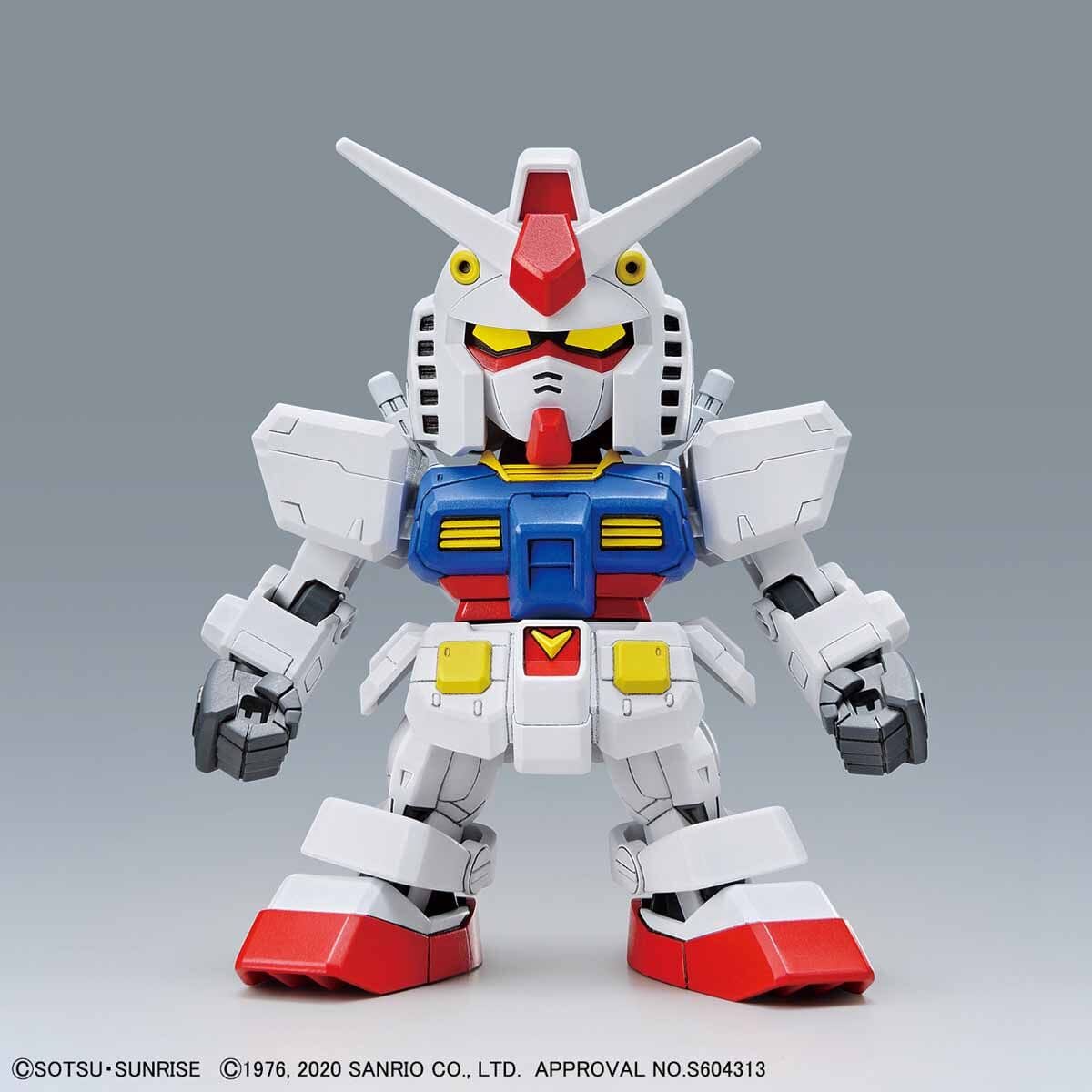 Bandai SD Gundam EX-Standard 016 RX-78-2 Gundam & Hello Kitty