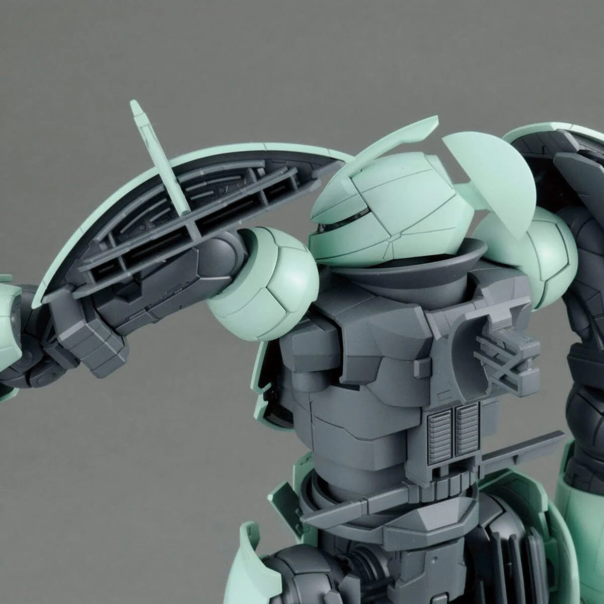 Bandai MG 1/100 Turn X Gundam