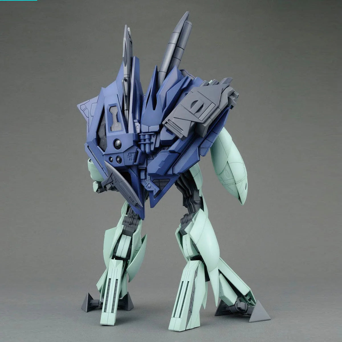 Bandai MG 1/100 Turn X Gundam