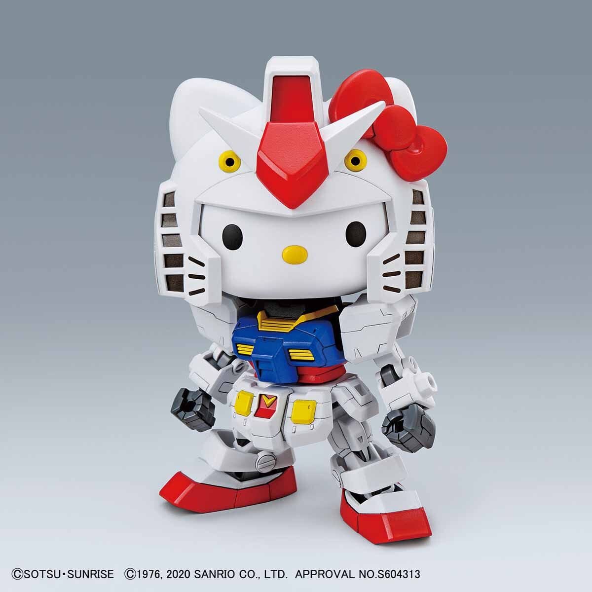 Bandai SD Gundam EX-Standard 016 RX-78-2 Gundam & Hello Kitty