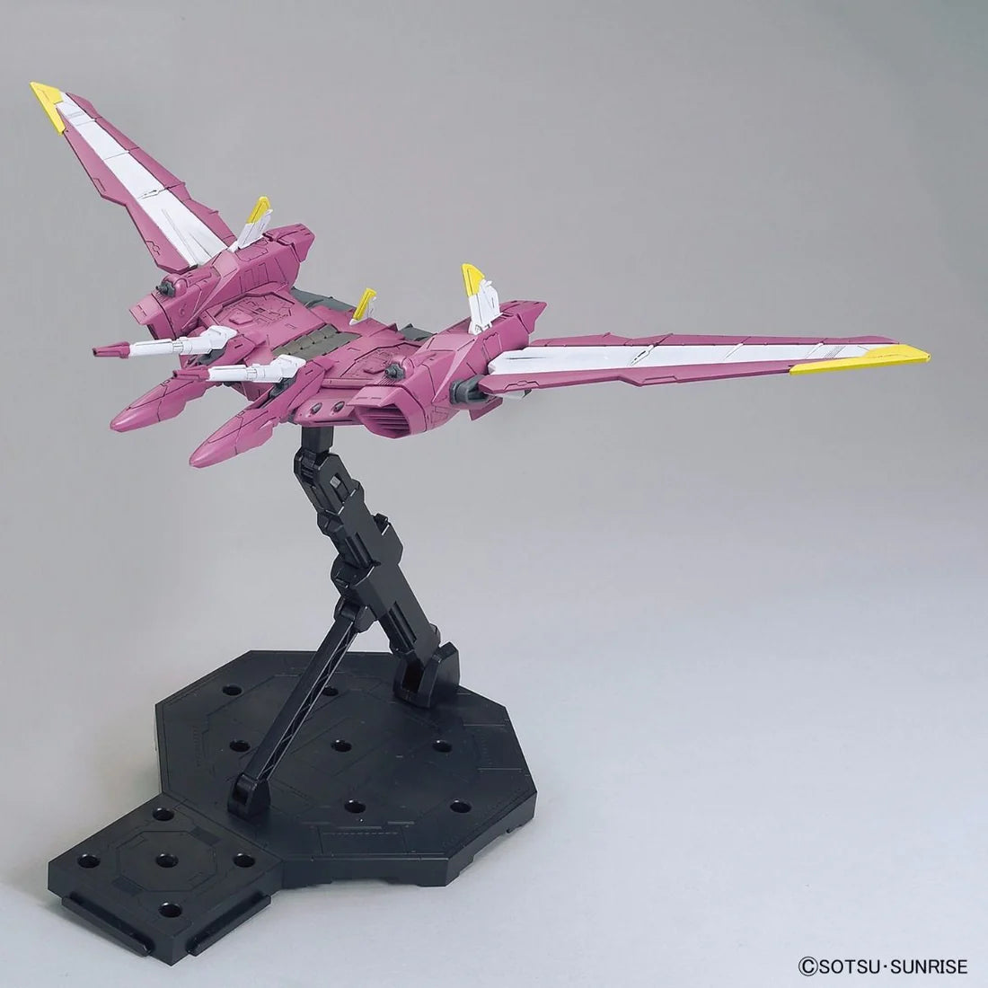 Bandai MG 1/100 Justice Gundam