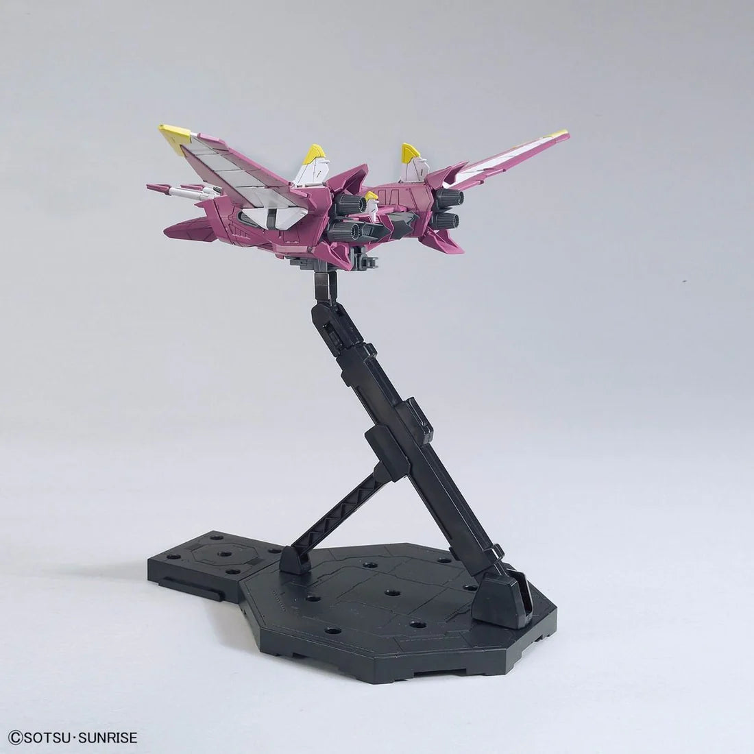 Bandai MG 1/100 Justice Gundam