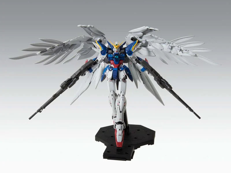 Bandai MG 1/100 Wing Gundam Zero EW (Ver.Ka)