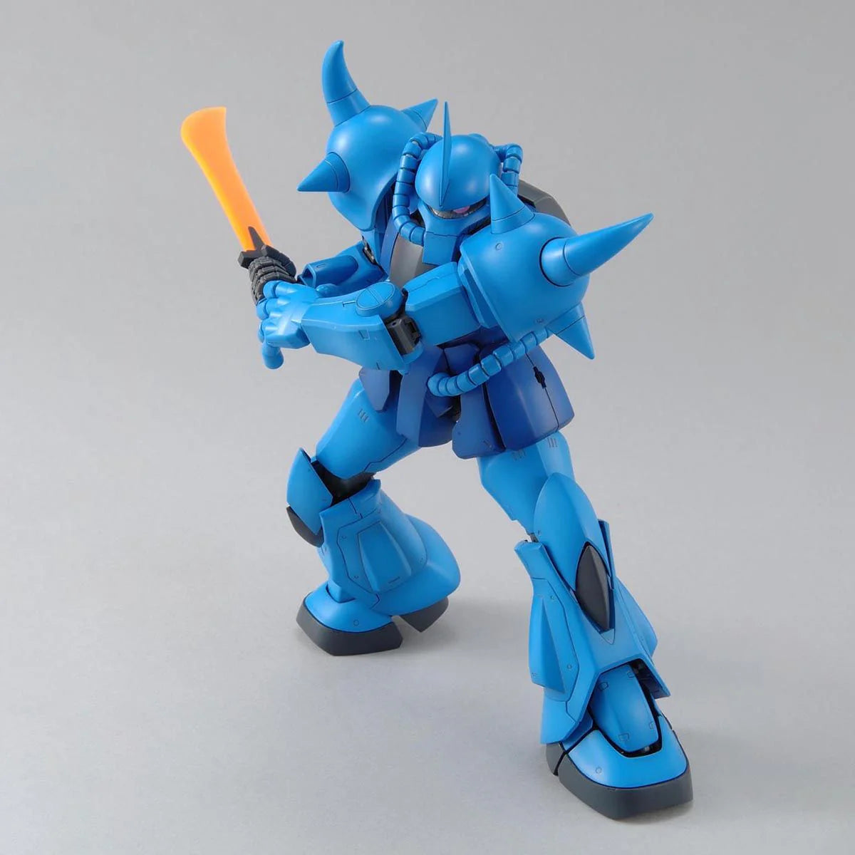 Bandai MG 1/100 Gouf (Ver. 2.0)