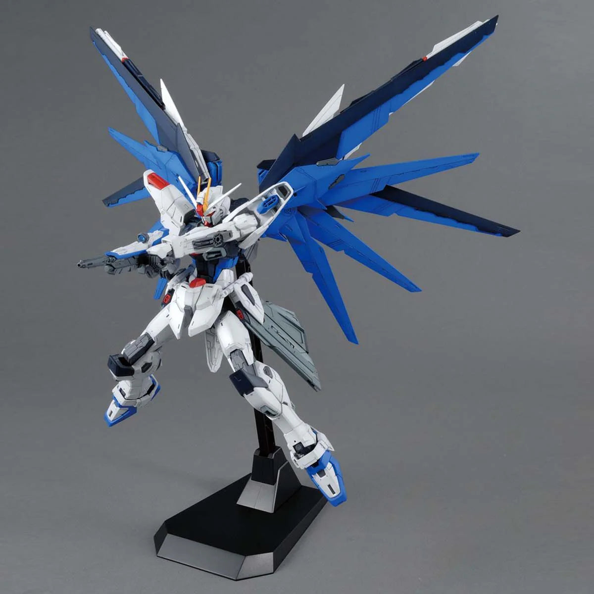Bandai MG Mobile Suit Gundam Seed Freedom Gundam Version 2.0 Master Grade 1:100 Scale Model Kit