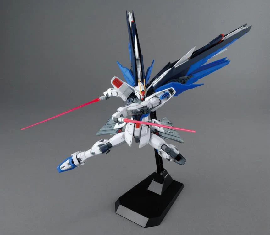 Bandai MG Mobile Suit Gundam Seed Freedom Gundam Version 2.0 Master Grade 1:100 Scale Model Kit