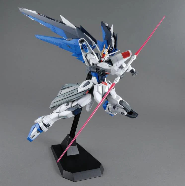 Bandai MG Mobile Suit Gundam Seed Freedom Gundam Version 2.0 Master Grade 1:100 Scale Model Kit