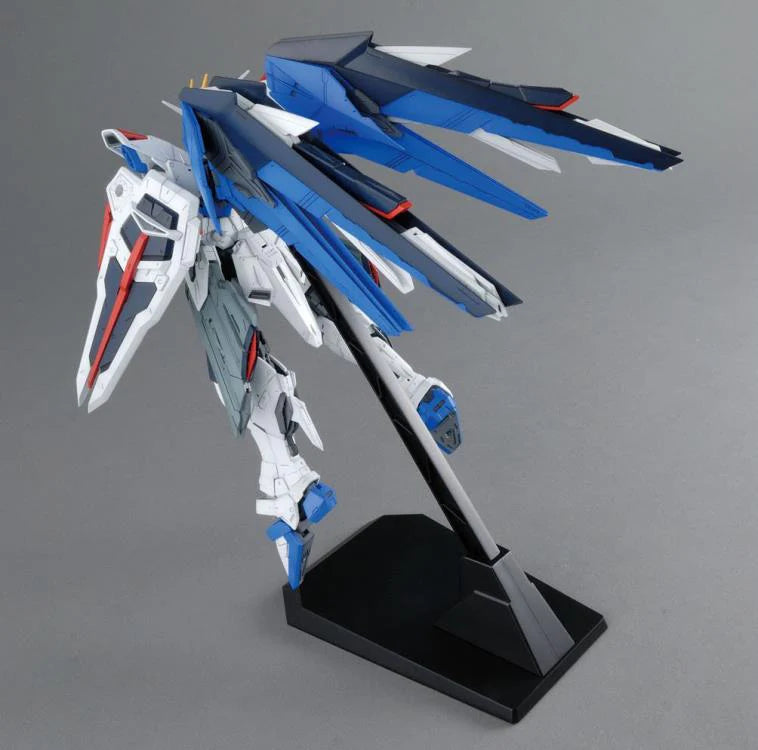 Bandai MG Mobile Suit Gundam Seed Freedom Gundam Version 2.0 Master Grade 1:100 Scale Model Kit