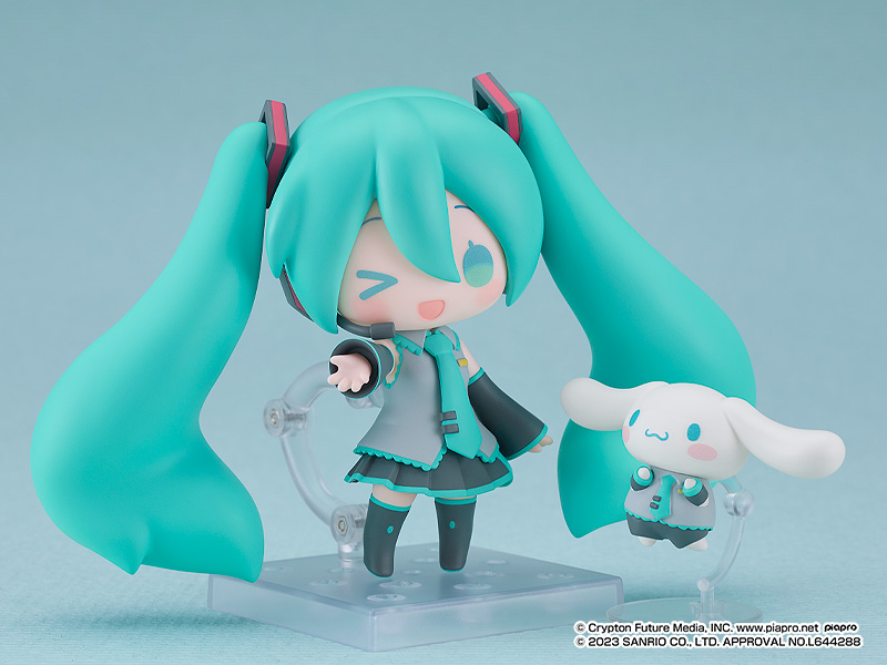 Good Smile Company Nendoroid Hatsune Miku Cinnamoroll Collaboration Ver.