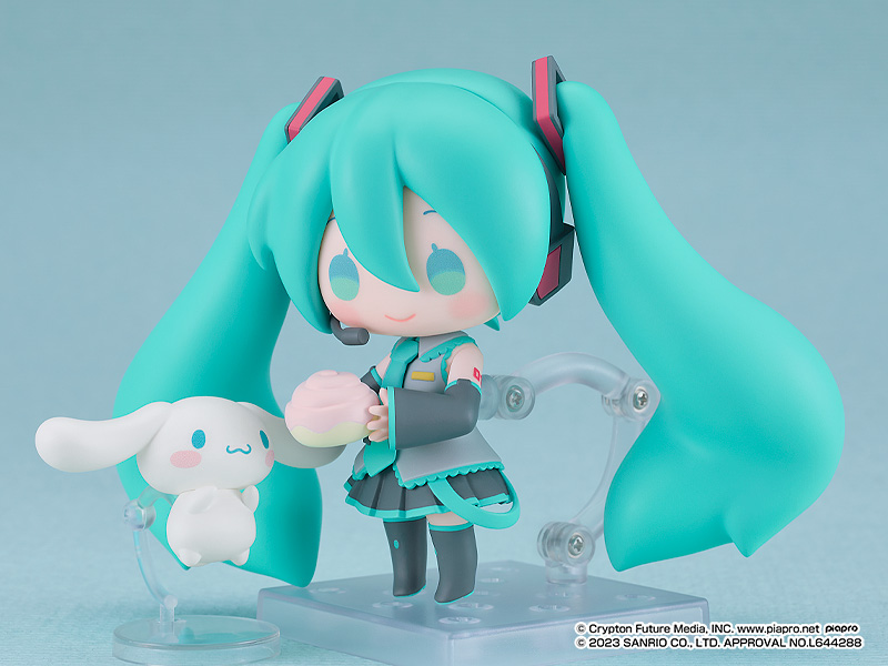 Good Smile Company Nendoroid Hatsune Miku Cinnamoroll Collaboration Ver.
