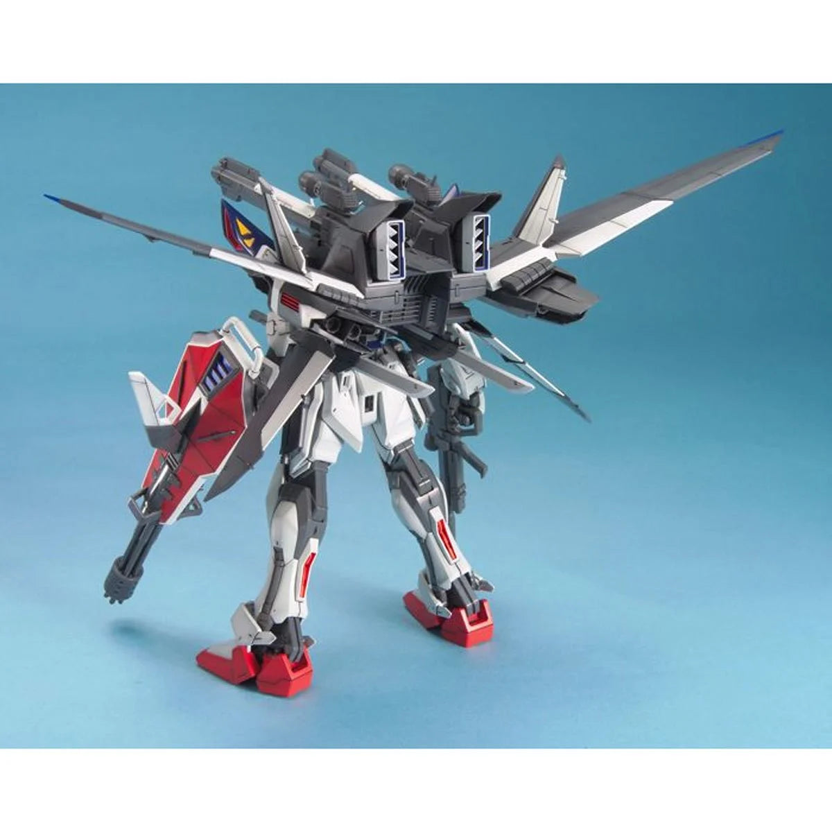 Bandai MG Mobile Suit Gundam Seed Astray Lukas Strike E + IWSP Master Grade 1:100 Scale Model Kit