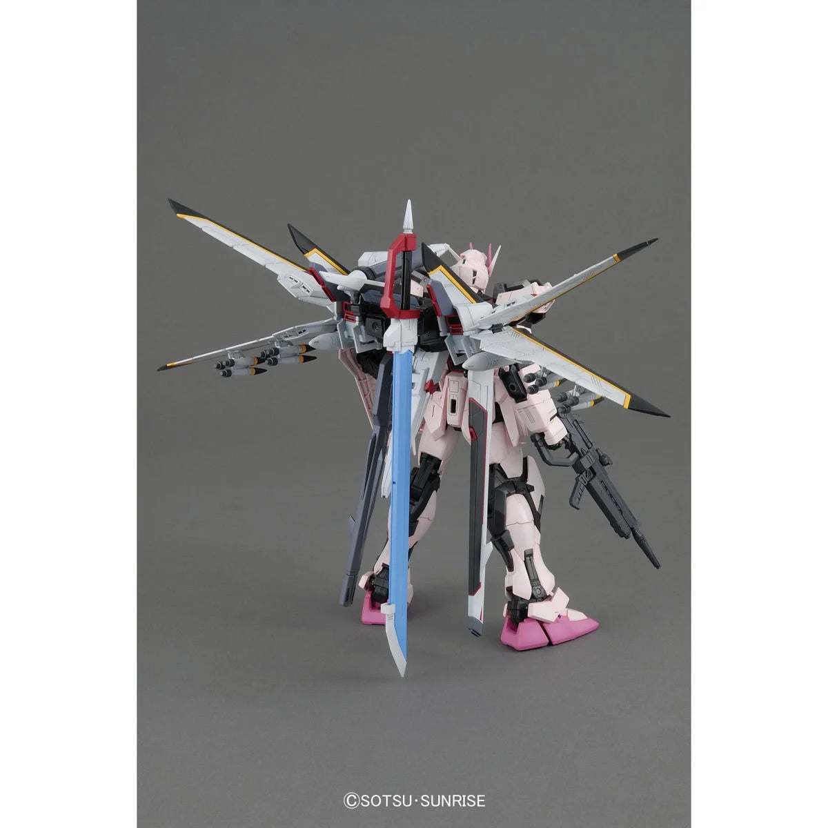 BANDAI SPIRITS PG Mobile Suit Gundam Seed Strike Rouge + Sky Glass Purper, échelle 1/60, modèle en Plastique à Code Couleur BANDAI SPIRITS PG Mobile Suit Gundam Seed Strike Rouge + Sky Glass Purper, échelle 1/60, modèle en Plastique à Code Couleur